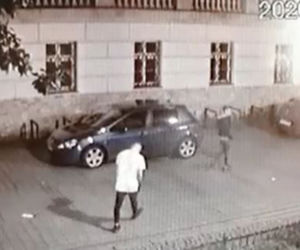 Zaginiony Maciej wychodzi z klubu 