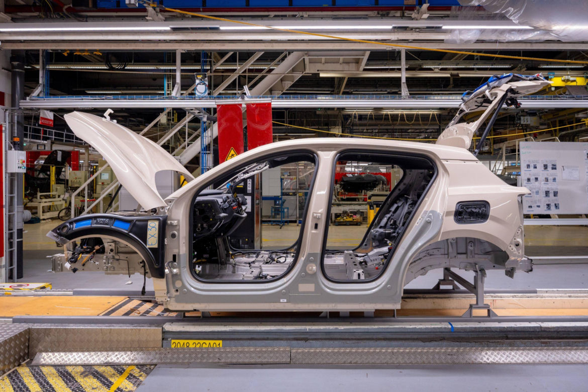 Produkcja Volvo EX30 w Gandawie