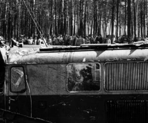 Katastrofa kolejowa w Otłoczynie. Koło Torunia zginęło 67 osób - archiwalne zdjęcia