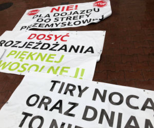 BLOKADA BRZEZIŃSKIEJ. Mieszkańcy Nowosolnej domagają się obwodnicy!