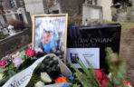 Ali Olszański był legendą, zginął tragicznie. Jego grób został ozdobiony w nietypowy sposób