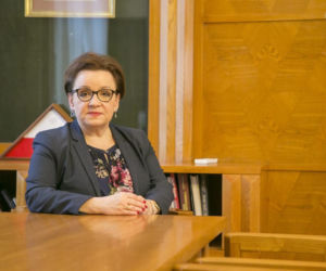 ZUPEŁNIE odmieniona Anna Zalewska! Jest nie do poznania