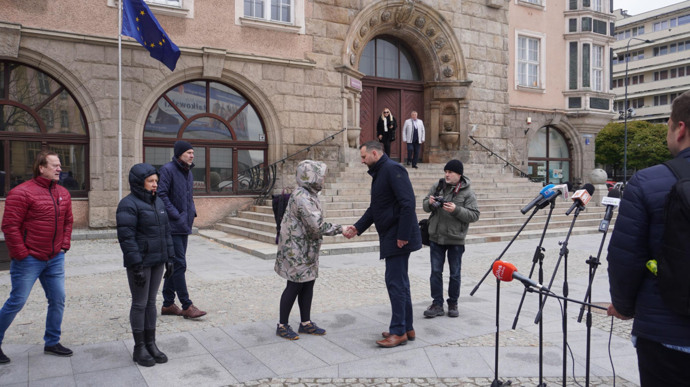 Robert Szewczyk nowym prezydentem Olsztyna. „To będzie uśmiechnięte miasto” [ZDJĘCIA]