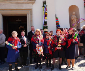 Niedziela Palmowa w gminie Brody. Gdzie tradycja spotyka się z rekordami