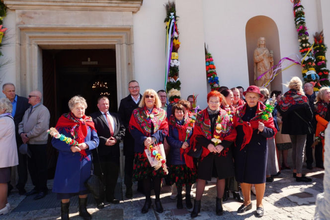 Niedziela Palmowa w gminie Brody. Gdzie tradycja spotyka się z rekordami