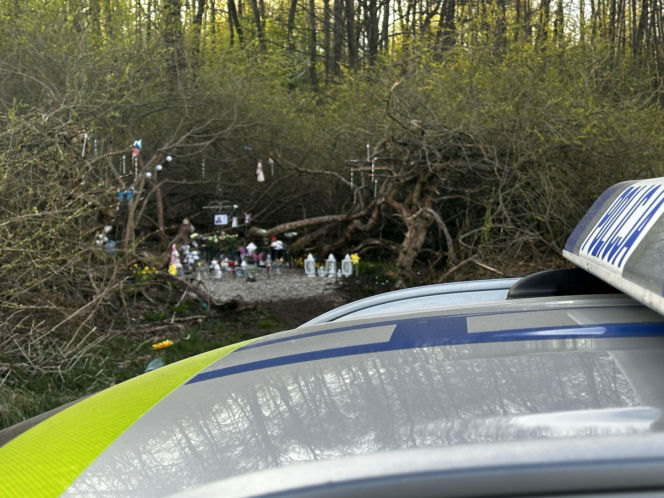 Rocznica tragedii zamieniła się w koszmar. Tajemniczy pakunek przerwał uroczystość