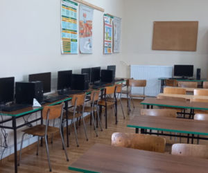 Inwestycje w Zespole Szkół w Lubawie. Sala informatyczna i bus