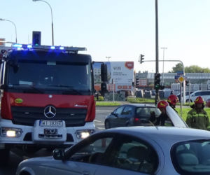 Karambol przy ul.Radzymińskiej przed ul.Rozwadowskiego. Zderzyło się 5 pojazdów.