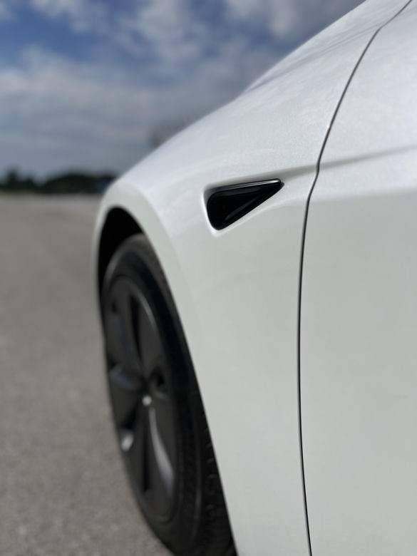 Tesla 3