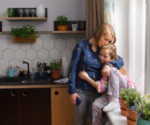 O mnie się nie martw 4 sezon odc. 4. Iga Małecka (Joanna Kulig), Oliwka (Oliwia Dąbrowska)