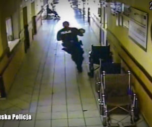 Sulęcin. Dziesięciomiesięczny chłopczyk nie mógł złapać oddechu. Jego życie uratowali policjanci