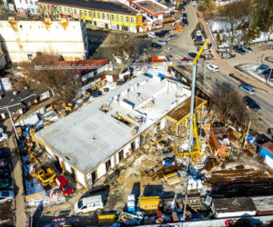 Neoświdermajerowe targowisko w Otwocku. Czy to dobry kierunek?