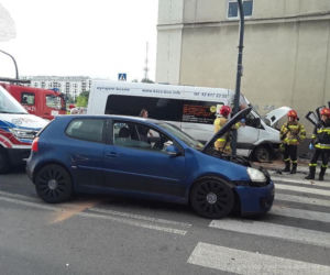 GROŹNY WYPADEK w centrum Łodzi. 5 osób trafiło do szpitala. Sprawca uciekł! 