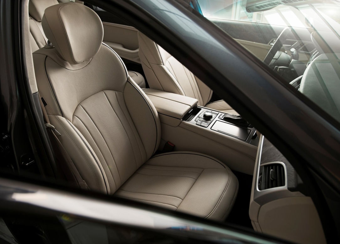 nowy Hyundai Genesis 2014