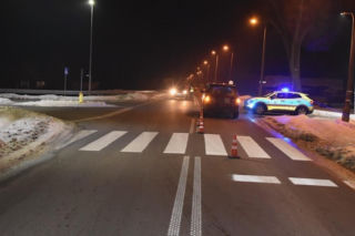 Tragiczny wypadek na przejściu dla pieszych. 72-latnia kobieta zmarła w szpitalu