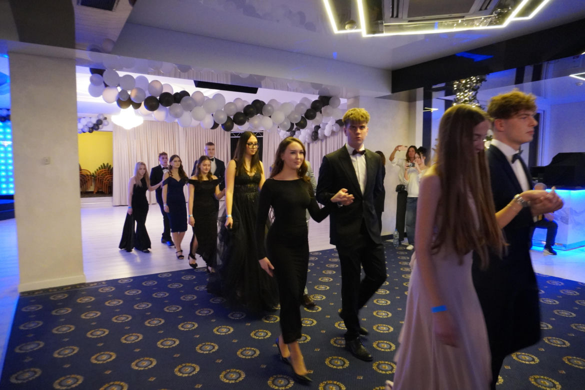 Studniówka CKZiU  nr 1 w Gdyni 2025. Ależ to był szalony wieczór! Zobaczcie tylko te zdjęcia 