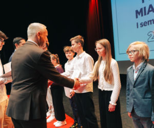 Najzdolniejsi uczniowie odebrali stypendia Prezydenta Miasta Siedlce