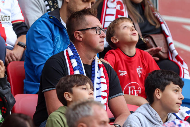Górnik Zabrze - Lech Poznań: Zdjęcia kibiców i zawodników z meczu 8. kolejki PKO BP Ekstraklasy