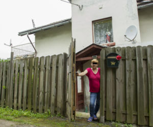 Opiekunka Villas idzie siedzieć