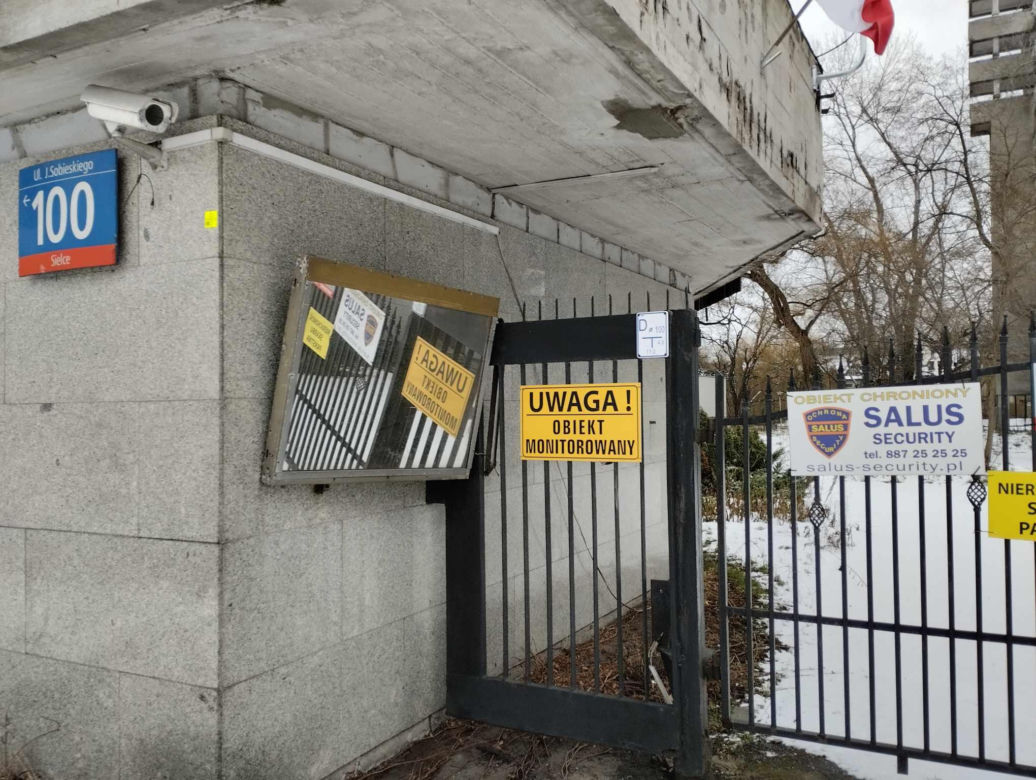 Szpiegowo przy Sobieskiego 100 w Warszawie