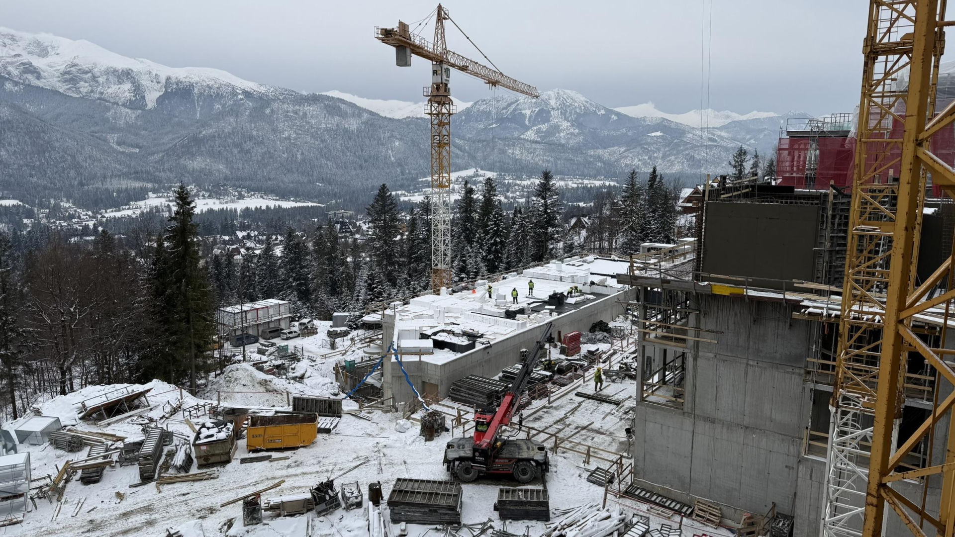 Budowa hotelu Salamandra w Kościelisku - luty 2026