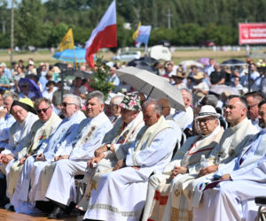 Poświęcenie pomnika Matki Boskiej w Konotopiu