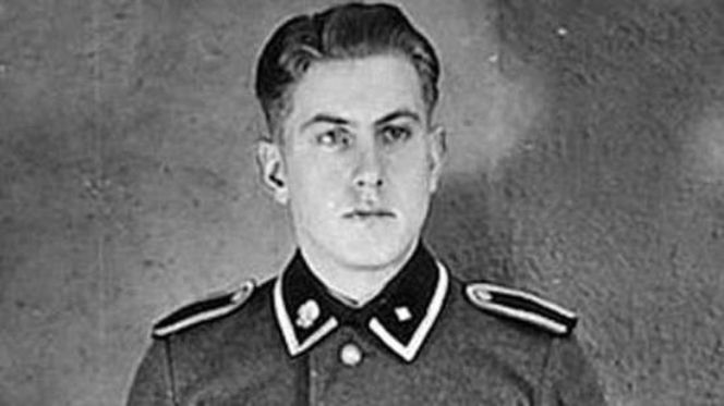 Wstyd mu za Auschwitz