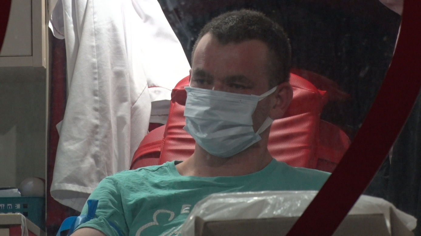 Oddaj krew, dostaniesz choinkę! Krwiobus na trasie Kujaw i Pomorza