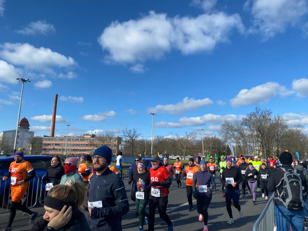 DOZ Maraton Łódź 2025. Biegacze opanowali Łódź