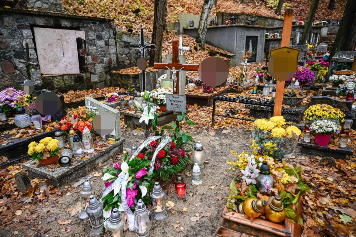 Grzegorza Borysa pochowano w ciszy z dala od syna. Garstka osób na cmentarzu