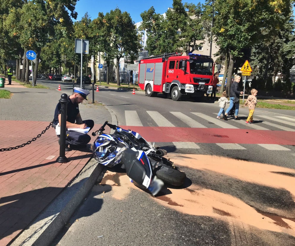 Łódzkie. 19-latek uciekał skradzionym motocyklem. Zginął w zderzeniu z oplem 