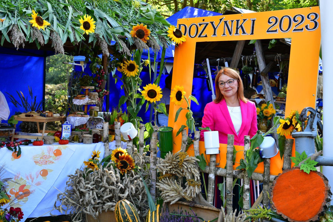 Tłumy na dożynkach w Olsztynku. Zobacz, jak bawili się mieszkańcy Warmii i Mazur [ZDJĘCIA]