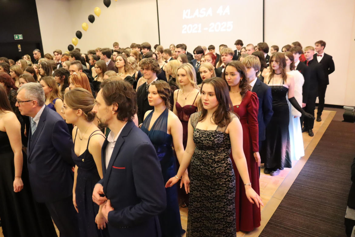 Studniówka V Liceum Ogólnokształcące w Poznaniu -