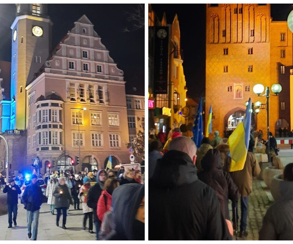 Olsztyn. Demonstracja przeciwko wojnie na Ukrainie. Ludzie nieśli znicze i flagi [ZDJĘCIA]