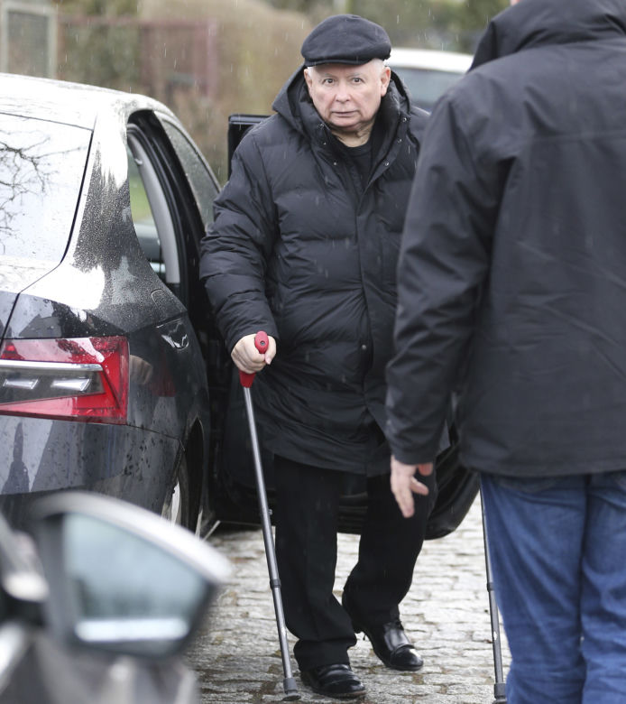 Jarosław Kaczyński wyszedł ze szpitala