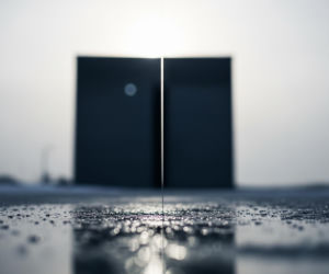 Otwock: Śmiertelny upadek na chodniku. Co ujawni sekcja zwłok?