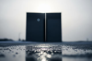 Otwock: Śmiertelny upadek na chodniku. Co ujawni sekcja zwłok?