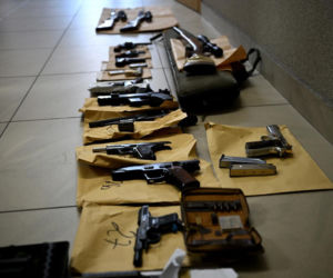 Policja weszła do kilkunastu mieszkań. Wielka akcja służb w Podlaskiem