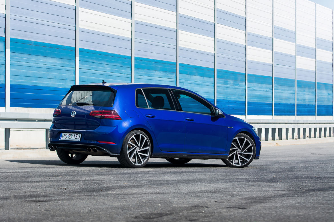 Volkswagen Golf R FL 2.0 TSI 310 KM DSG7 4Motion