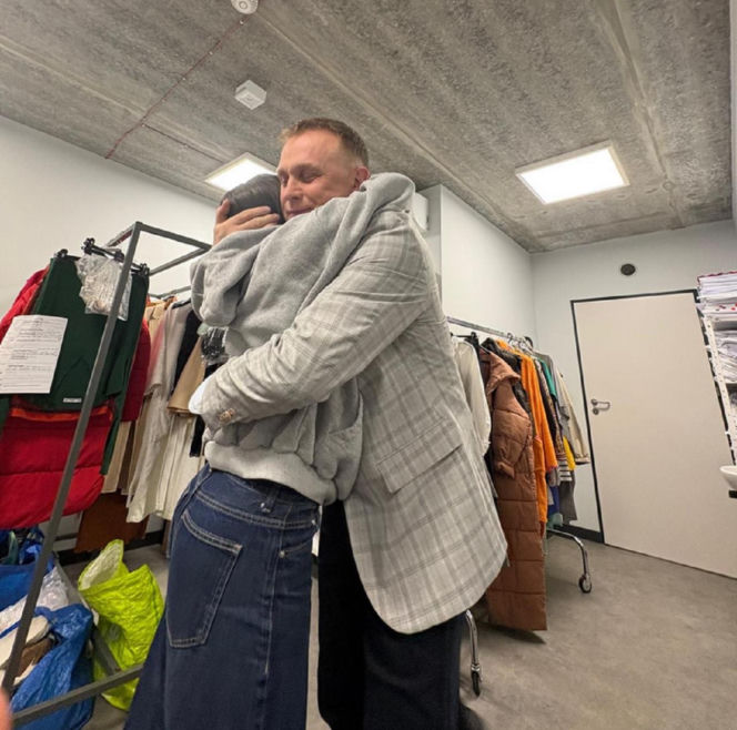 M jak miłość na planie. Basia (Karina Woźniak), Agnes (Amanda Mincewicz), Artur Rogowski (Robert Moskwa)