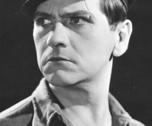 Rozmyte twarze i ukryta historia. Tajemnica zdjęcia z balu sylwestrowego 1933 roku