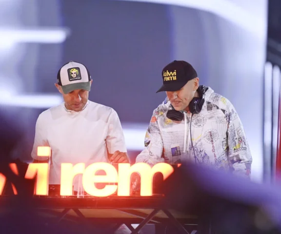 Kalwi & Remi są warci miliony. Na tyle wyceniono ich muzyczny katalog! 