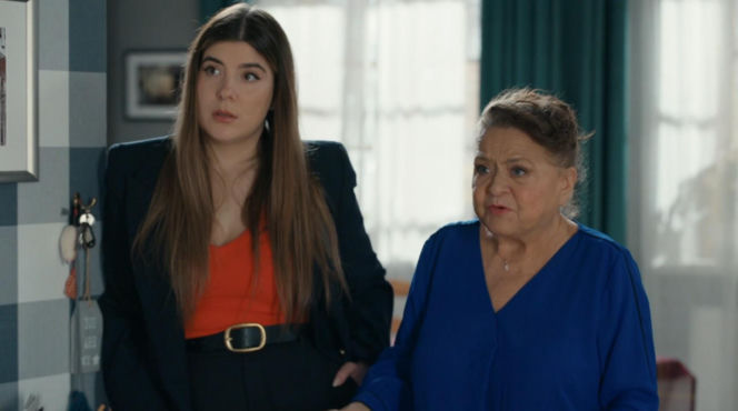 Barwy szczęścia odc. 3371. Lucyna (Grażyna Zielińska), Agata (Natalia Zambrzycka)