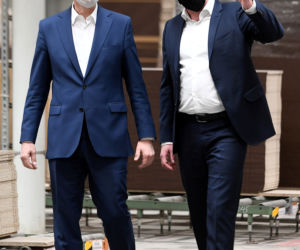 stylizacje premiera Mateusza Morawieckiego