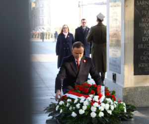 Święto Niepodległości. Oficjalne uroczystości przy grobie Nieznanego Żołnierza i defilada wojska