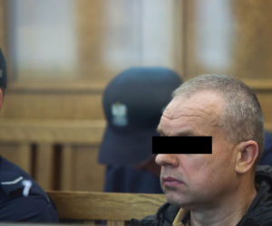 Ukradli staruszkom oszczędności metodą „na policjanta”