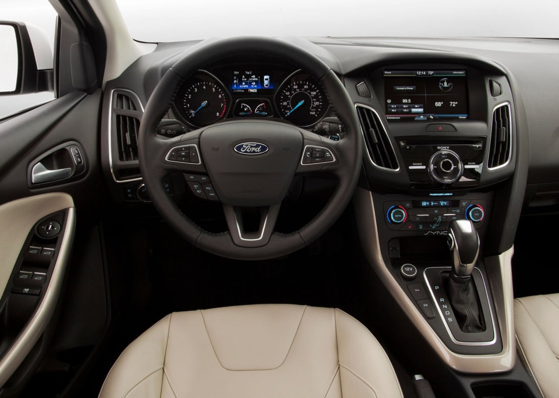 Ford Focus Sedan 2015