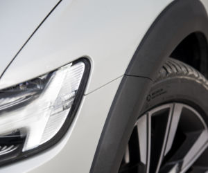 Volvo V60 Cross Country D4 190 KM AWD