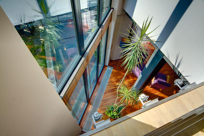 Dom typu kostka z lat 50. został przebudowany