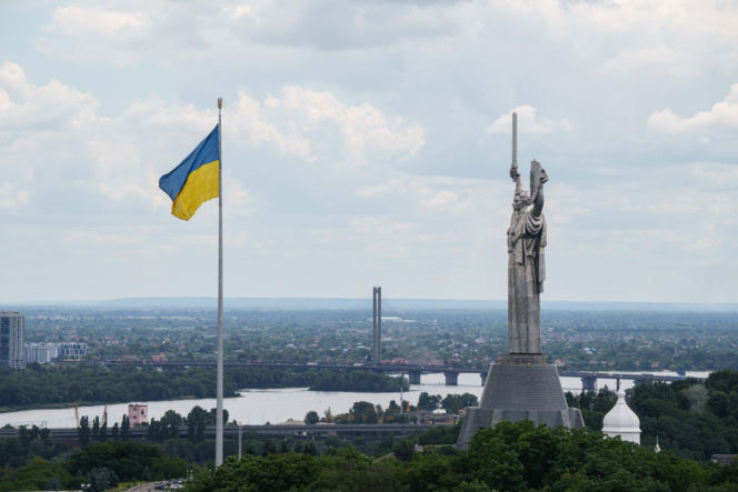 Ukraina